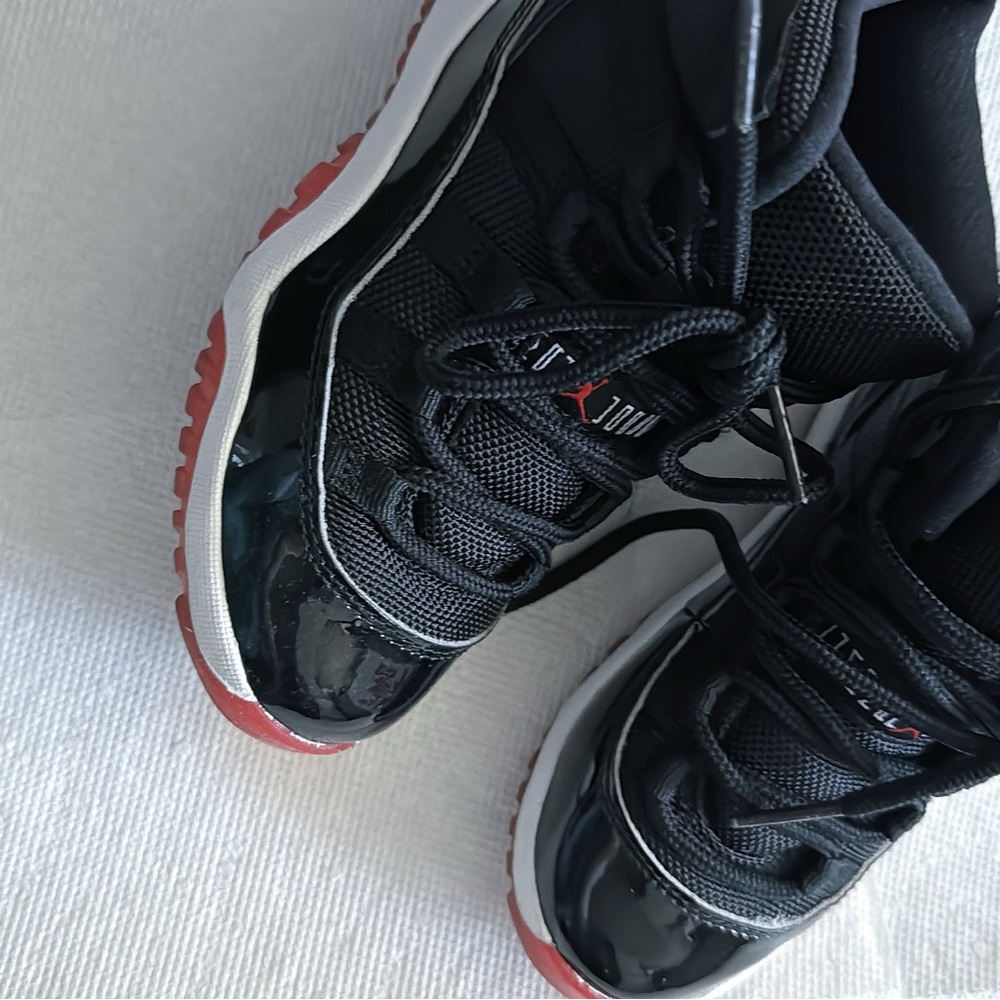 Jordan 11 Bred - Picture 8 of 8